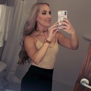 Meet your Posher, Janelle